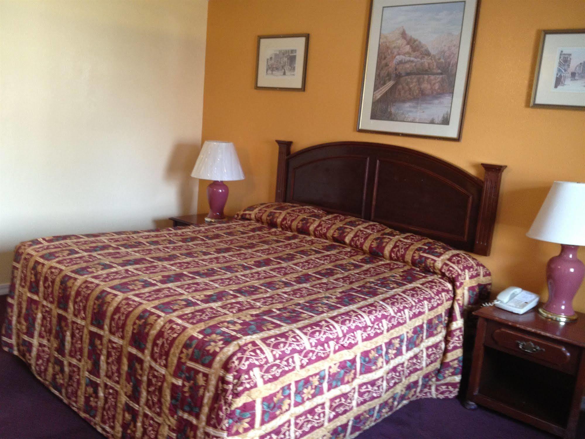 Budget Inn Of America Medford Kültér fotó